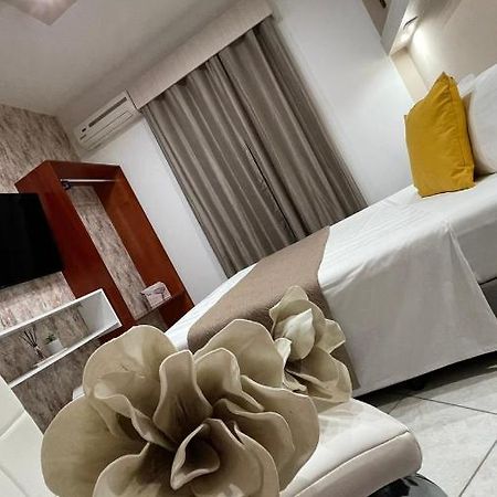 Premium Suites Ofrinion Ngoại thất bức ảnh