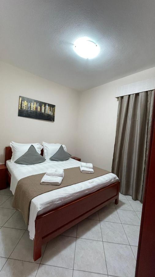Premium Suites Ofrinion Ngoại thất bức ảnh